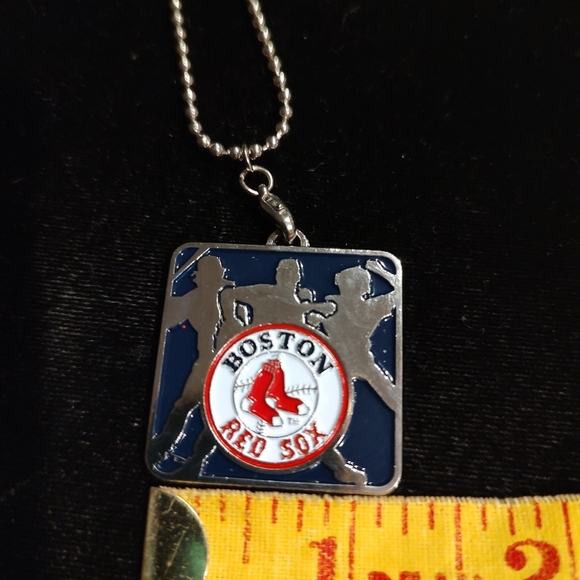 Show off your team spirit with this Boston Red Sox pendant from The Boston Globe - Picture 6 of 8
